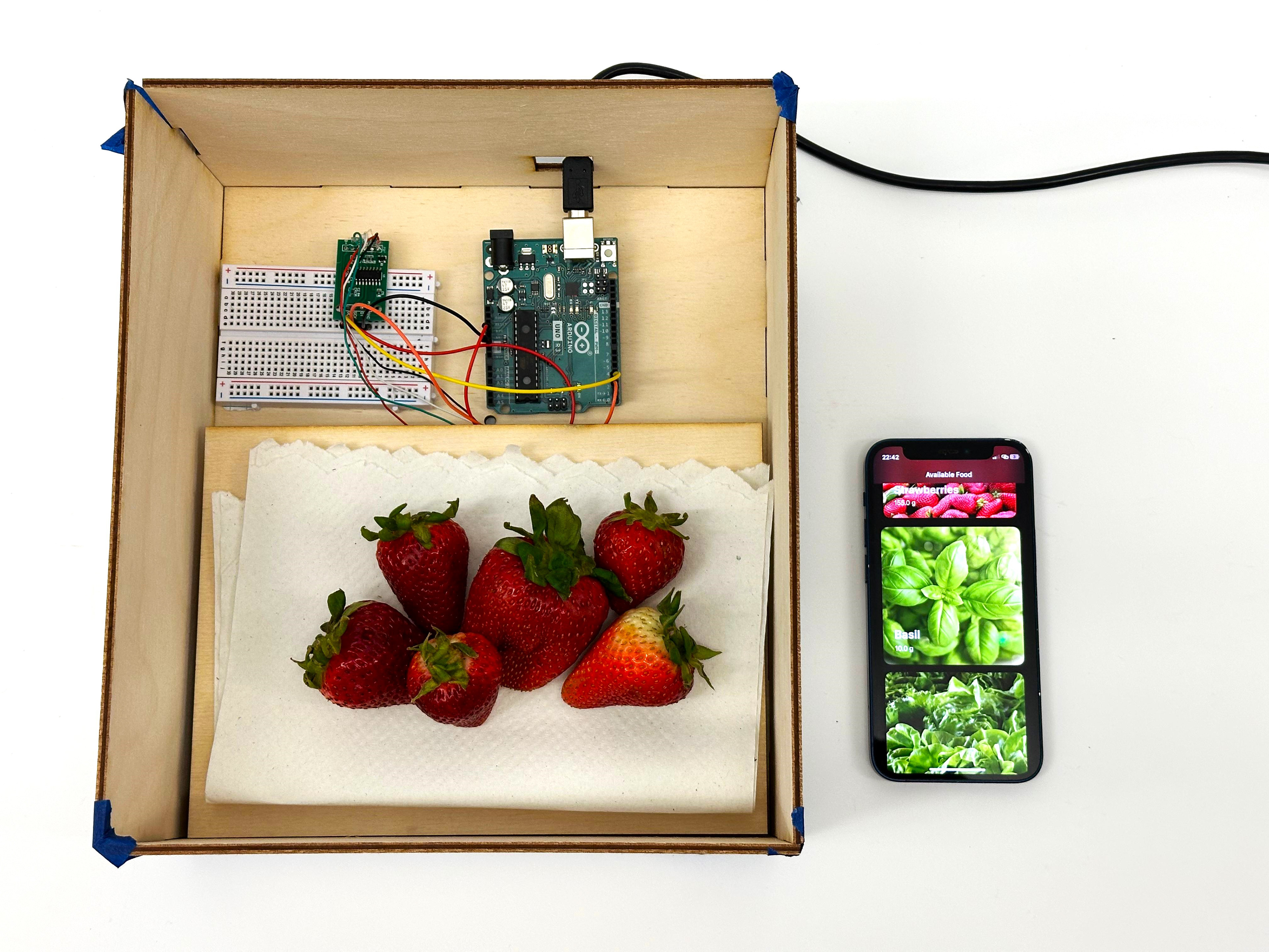 Mobile App tracks the weight of the groceries